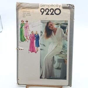 Simplicity 9220 Vintage Sewing Pattern 18 20 Misses Robe & Belt 1979 Classic